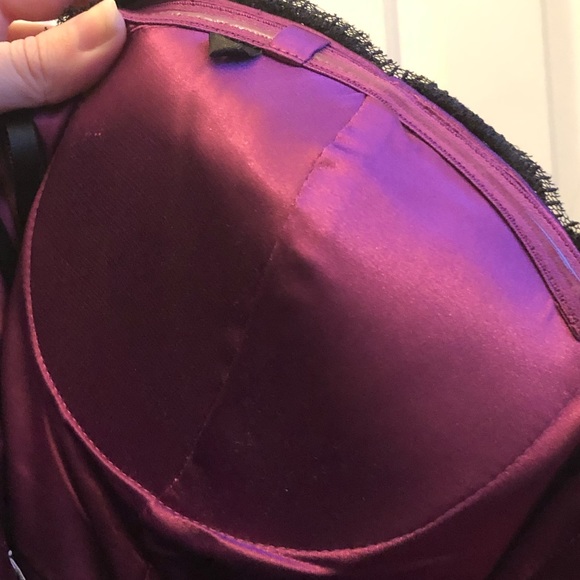 NWOT Bodycon Bebe Satin and Lace Prom Dress - Picture 3 of 3